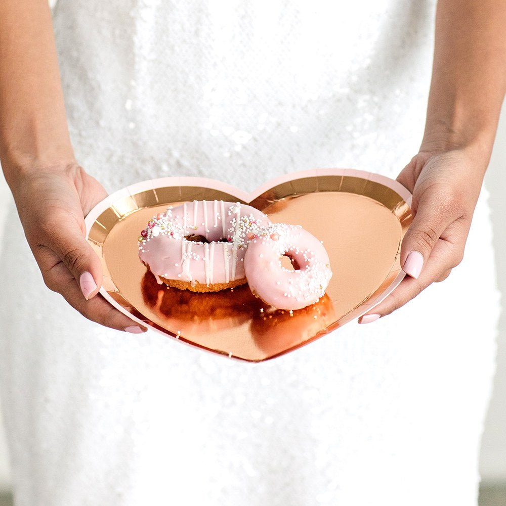 SMALL ROSE GOLD HEART DISPOSABLE PAPER PARTY PLATES (8/pkg)