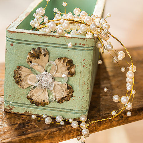 PEARL & VINTAGE GOLD WIRE ORNAMENTAL GARLAND - AyaZay Wedding Shoppe