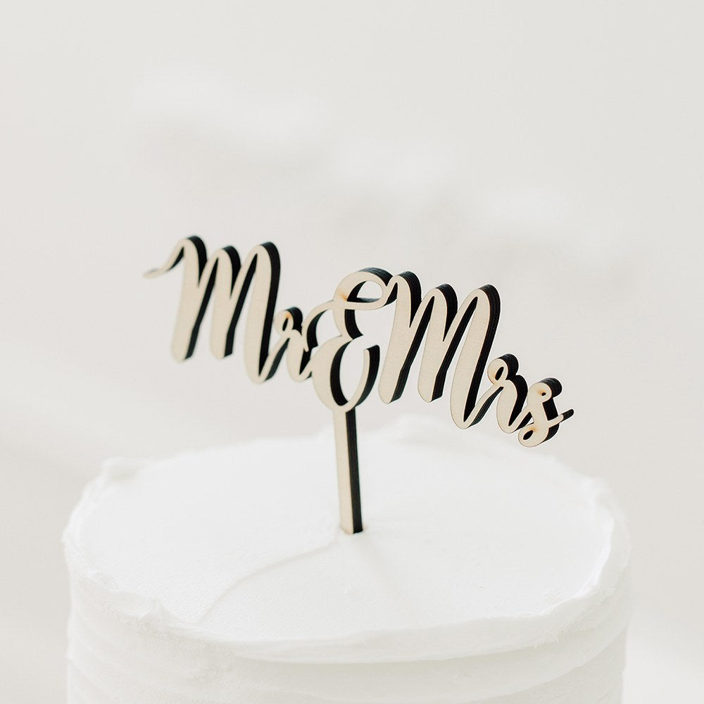 NATURAL WOOD CAKE TOPPER - MR. & MRS.