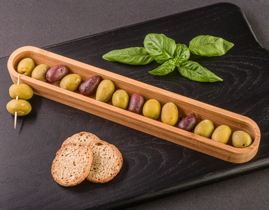 OLIVE AND APP CANOE
