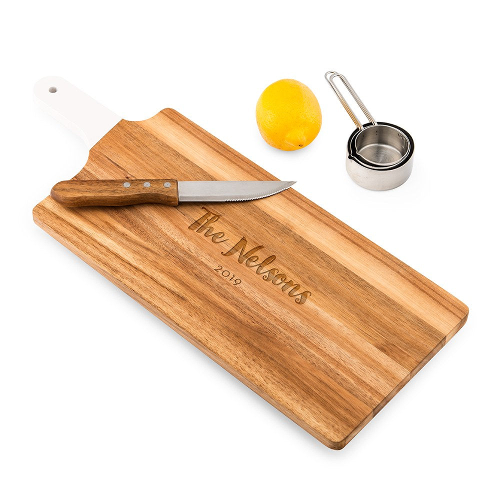 PERSONALIZED WOODEN CUTTING & SERVING BOARD WITH WHITE HANDLE  -  RETRO SCRIPT