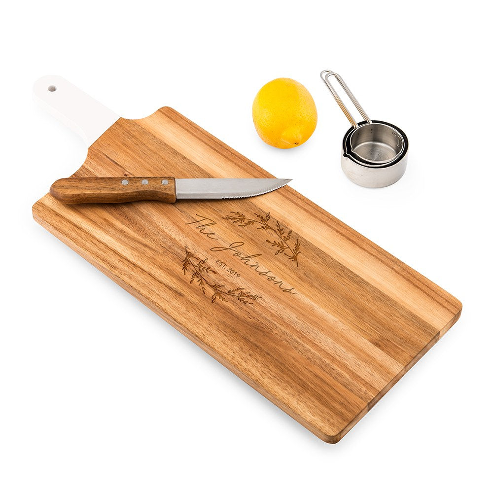 PERSONALIZED WOODEN CUTTING & SERVING BOARD WITH WHITE HANDLE  - SIGNATURE SCRIPT