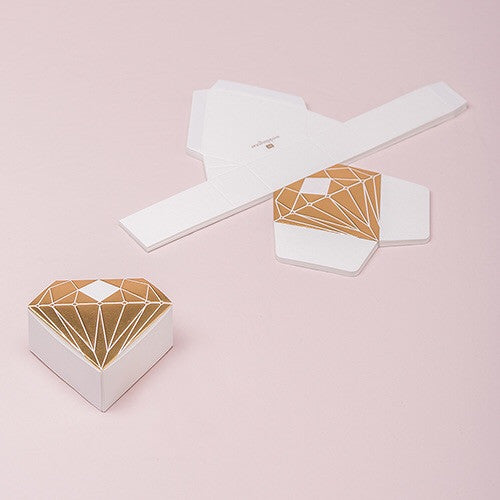 DIAMOND FAVOR BOX WITH METALLIC GOLD OR SILVER (10/pkg) - AyaZay Wedding Shoppe